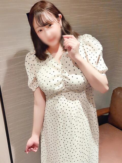 ももな 鶯谷デリヘル倶楽部（人妻・若妻・熟女デリヘル）