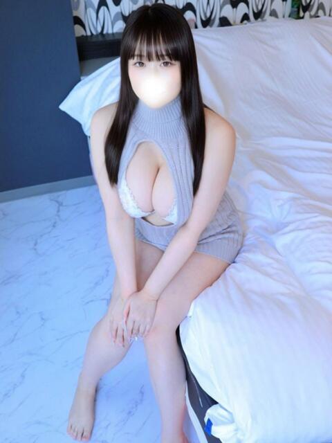 みな 東京巨乳デリヘル おっぱいマート(デリヘル)