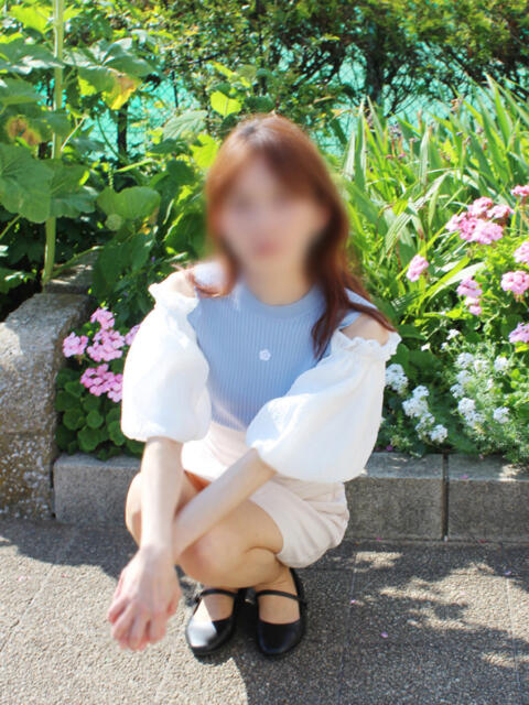 しずか 完熟ばなな 横浜(人妻熟女デリヘル)