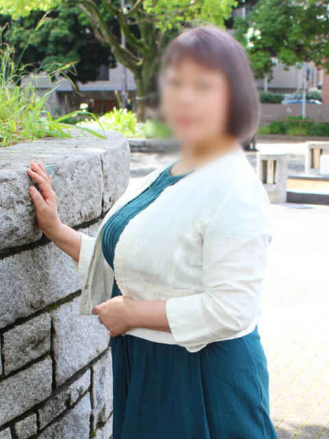 しの 完熟ばなな 横浜（人妻熟女デリヘル）