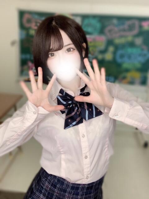 いおり 舐めたくてグループ~君とサプライズ学園~越谷校(デリヘル)
