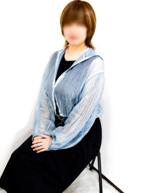 ましろ 胡蝶蘭(人妻系ホテヘル)