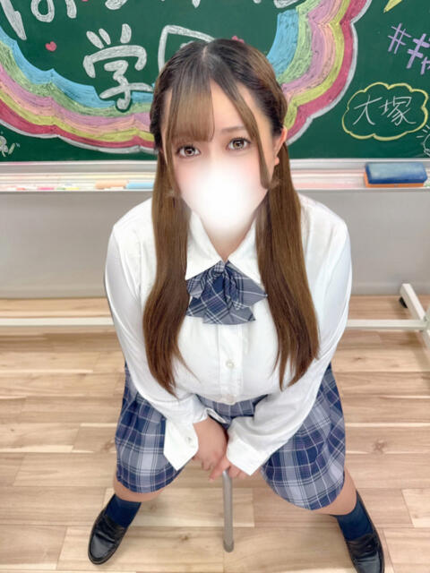 えみる ぽちゃドル学園(学園系ぽっちゃりデリヘル)