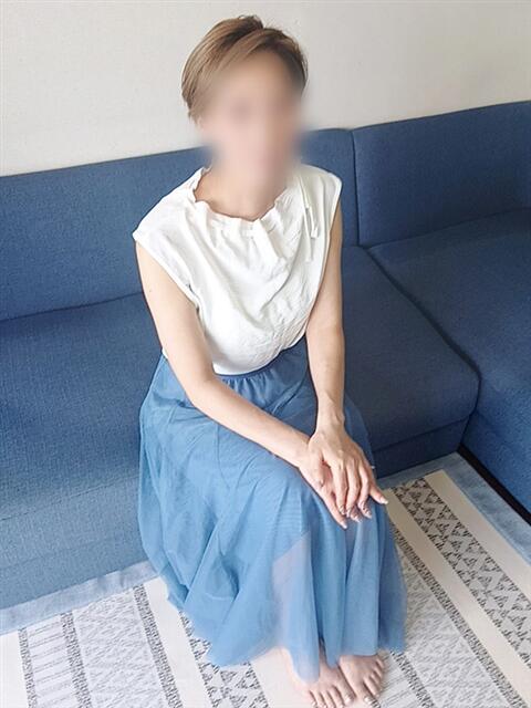 野花 朝陽 昼妻夜 滋賀店(駅待ち合わせ人妻デリヘル)
