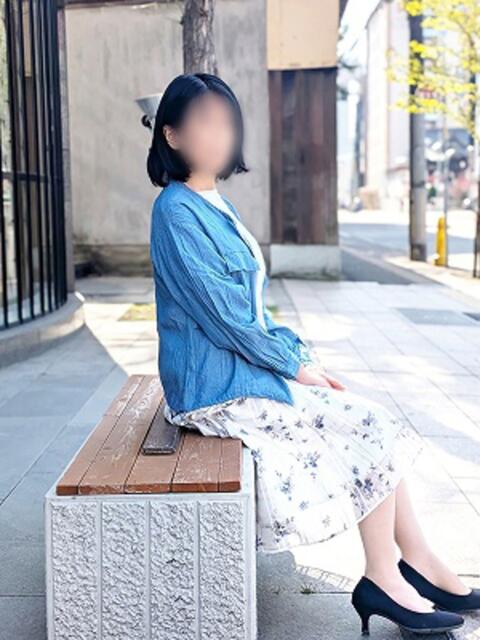 ともみ 完熟ばなな札幌・すすきの（人妻熟女デリヘル）