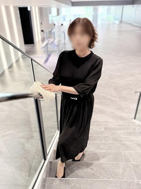 しおり 完熟ばなな札幌・すすきの（人妻熟女デリヘル）