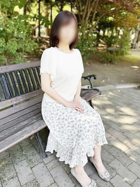 あすか 完熟ばなな札幌・すすきの（人妻熟女デリヘル）