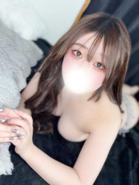 みお とある風俗店♡やりすぎさーくる新宿大久保店♡で色んな無料オプションしてみました（デリヘル）