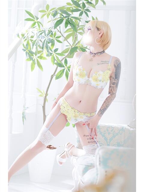 せりな 池袋人妻城（人妻路上待ち合わせデリヘル）