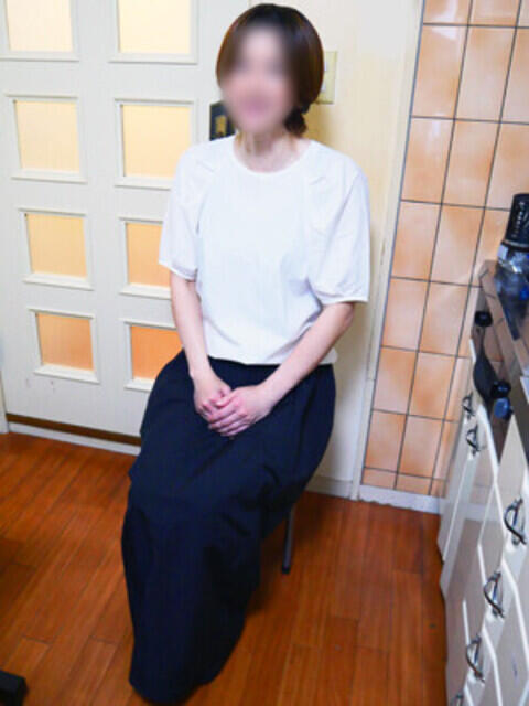 ゆずね 熟女デリヘル秘宝館Z（人妻・熟女デリヘル）