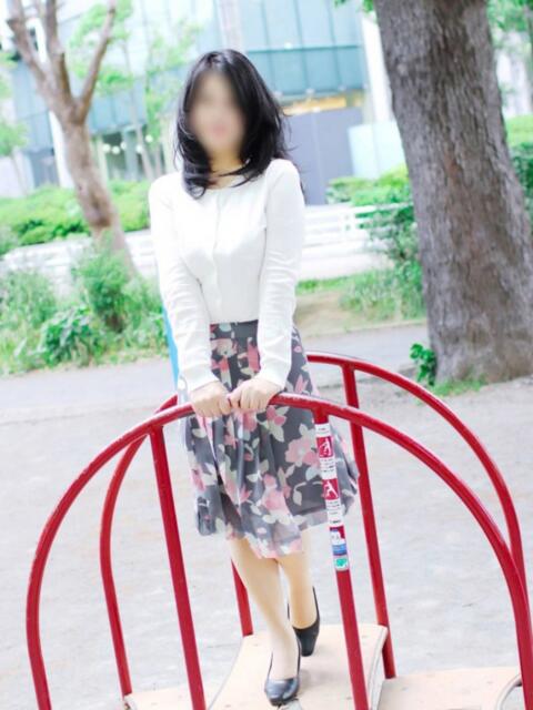 なるみ～新宿 完熟ばなな千葉店（人妻・熟女デリヘル）
