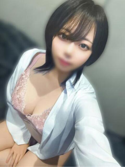 くれは 淫乱痴女エステ新宿店（出張アロマエステ）