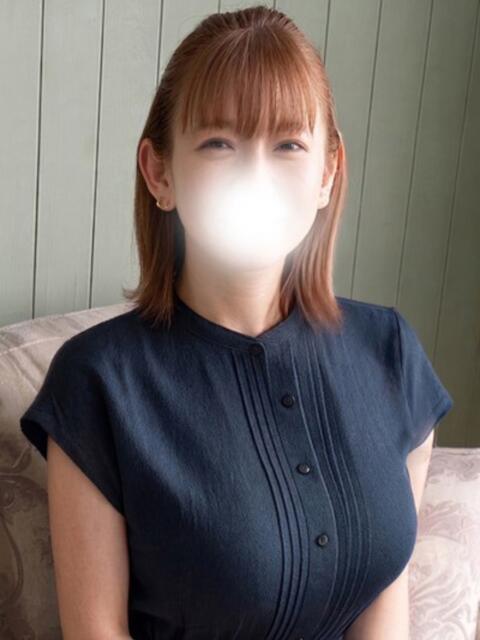持田（もちだ） あさがお（最上級人妻・若妻デリヘル）
