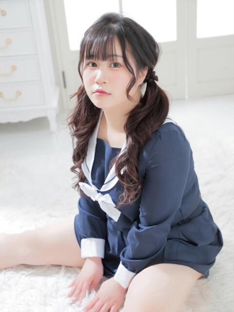ここな ぽっちゃり巨乳素人専門店ぷにめろ池袋店（ぽっちゃり系デリヘル）