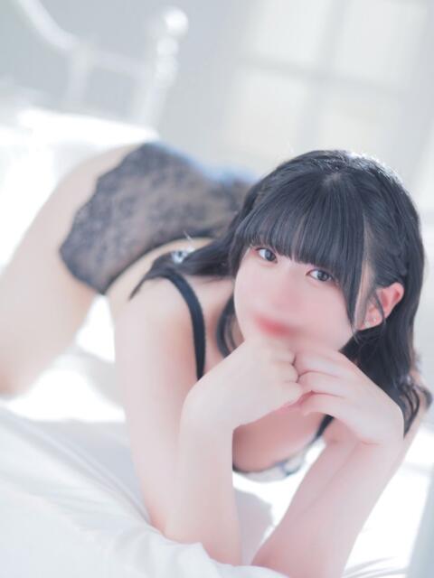 ひより ノーパンエステ!?絶頂させる天使たち(風俗エステ)
