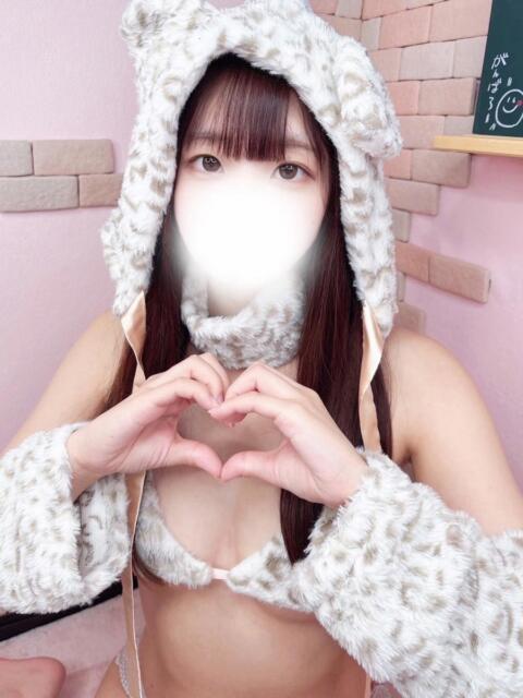 りの 新宿ハンドメイド(手コキ・オナクラ)
