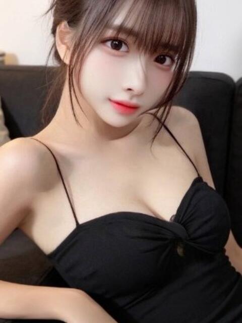 リンダ 巨乳CLUBミルク(アジアンデリヘル)