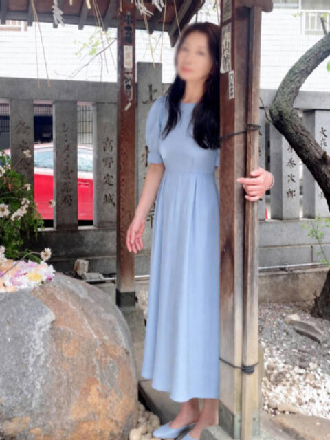 秋本 鶯うぐ（人妻系熟女デリヘル）