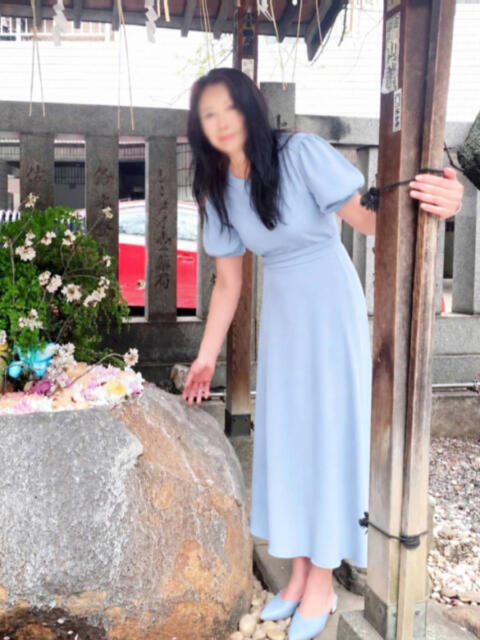 秋本 鶯うぐ（人妻系熟女デリヘル）