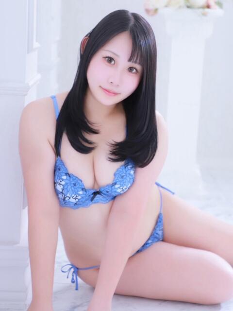 つき ぽっちゃり巨乳素人専門店ぷにめろ池袋店(ぽっちゃり系デリヘル)