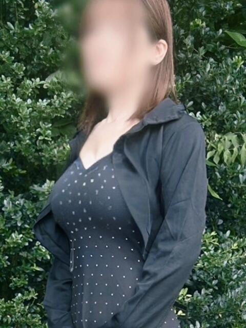 ソラ 隠れ家 孔雀(人妻デリヘル)