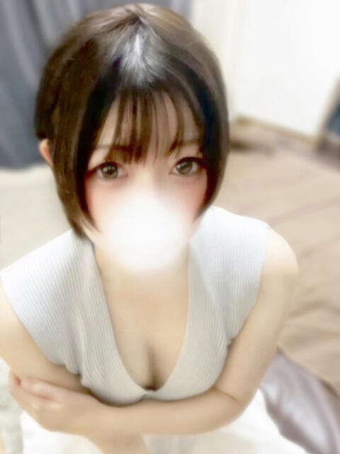ココナ エステティシャンの彼女(【非風俗】メンズエステ)