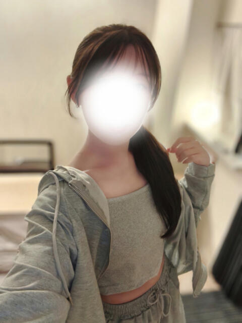 みみ エステティシャンの彼女（【非風俗】メンズエステ）