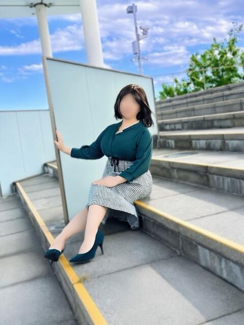 餅田 ひかり こあくまな熟女たち 高松店（KOAKUMAグループ）（人妻・熟女デリヘル）