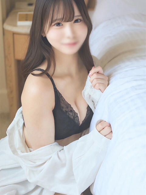 小鳥遊ひより ウルトラロイヤル(デリヘル)