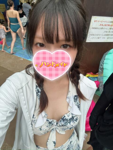 しな 神田ハンドメイド（美少女手コキ専門店）