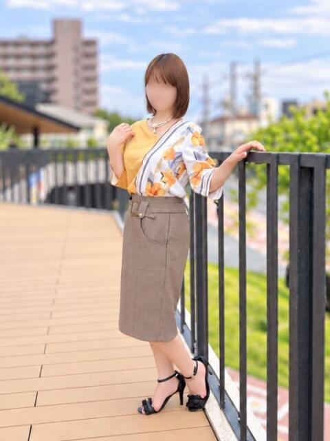 月野 しおり こあくまな人妻・熟女たち山口店（KOAKUMAグループ）（人妻・熟女デリヘル）