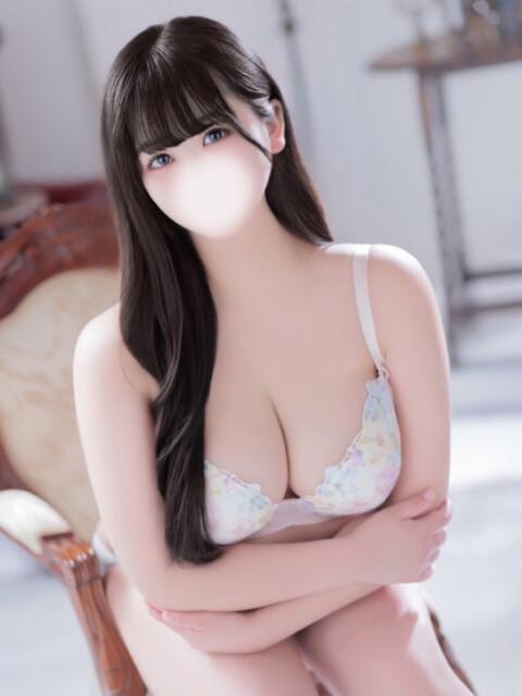 ねむ ぽっちゃり巨乳素人専門店ぷにめろ渋谷店(ぽっちゃり系デリヘル)