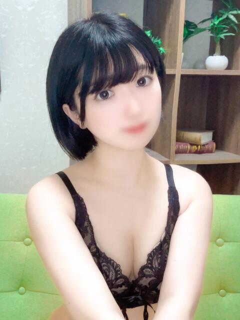 にじの S級美女専門 ロイヤルリング錦糸町店（高級人妻デリヘル）