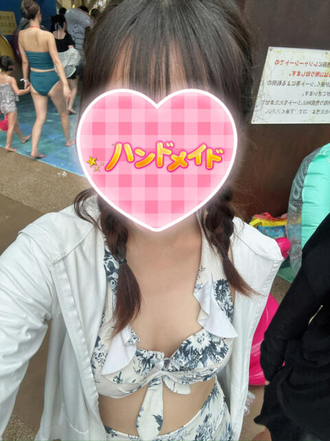 しな 神田ハンドメイド（美少女手コキ専門店）