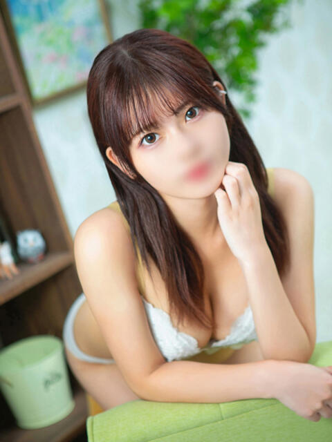 さな S級美女専門　ロイヤルリング（デリヘル）