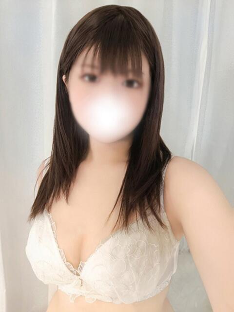 まる 白いぽっちゃりさん（ぽっちゃり専門ホテヘル）