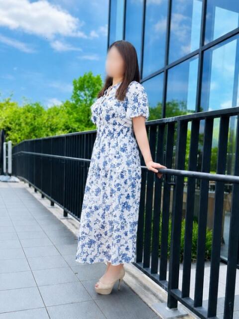 春川 麻衣 こあくまな熟女たち 京都店(KOAKUMAグループ)(人妻・熟女デリヘル)