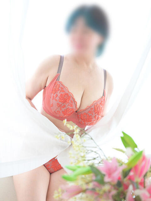 かや 奥様の実話 谷九店(人妻ホテヘル)