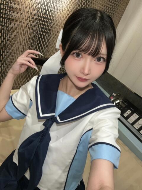 しおん E+アイドルスクール新宿・歌舞伎町店(デリヘル)