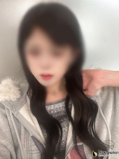 新人初日☆ひな Pine(パイン)（人妻系デリヘル）