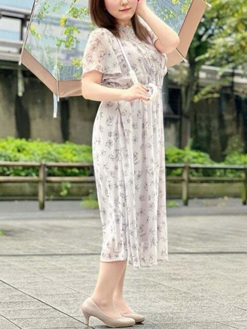 三輪ゆかり 月の真珠-新宿-（デリヘル（人妻若妻専門店））