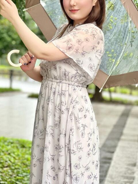 三輪ゆかり 月の真珠-新宿-（デリヘル（人妻若妻専門店））
