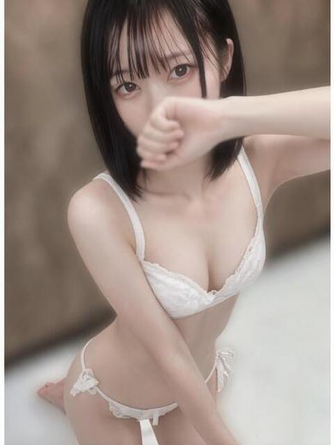 ももこ【可愛さMAX微笑み天使】 La.qoo　金沢本店（出張性感エステ）