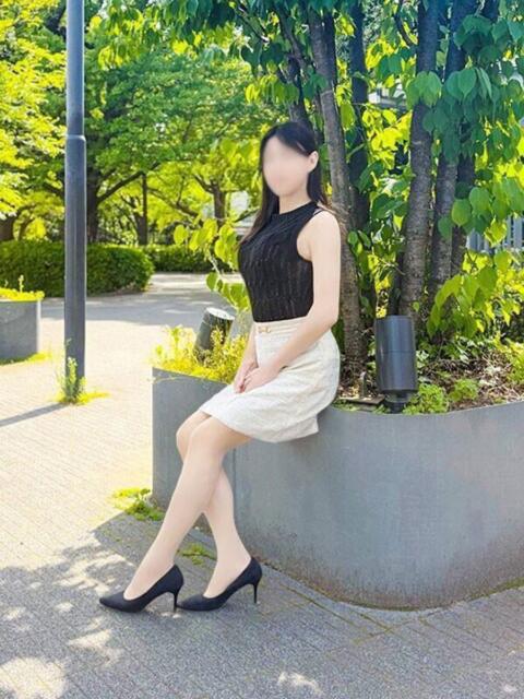 篠原 まな こあくまな熟女たち 上野・御徒町店 (KOAKUMAグループ)（人妻・熟女デリヘル）