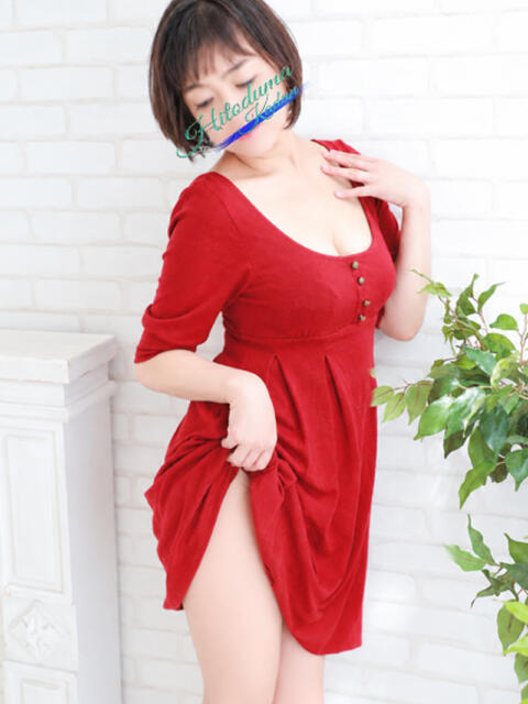 なつ 小岩人妻花壇(人妻系デリヘル)