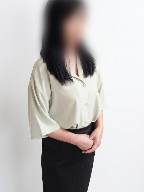 小西 あおい ベストマダム（人妻・熟女デリヘル）