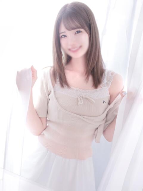 みお 高級オナクラ ひよこクラブ(オナクラ・手コキ)