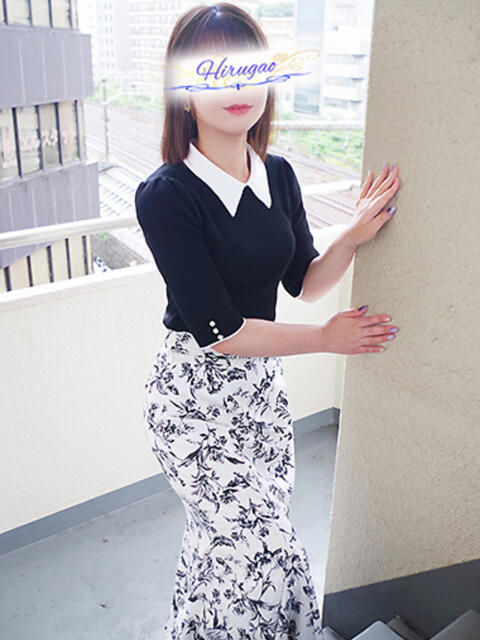 浜崎 昼顔妻 五反田店（人妻系デリヘル）