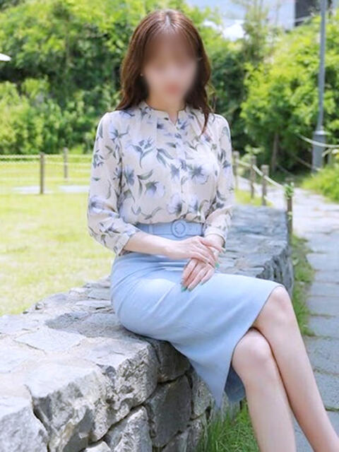 由紀 ミセスラウンジ東京（人妻系デリヘル）