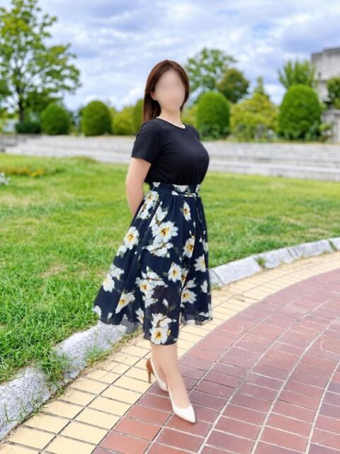 岩下 愛音 こあくまな人妻・熟女たち岡山店(KOAKUMAグループ)(人妻・熟女デリヘル)